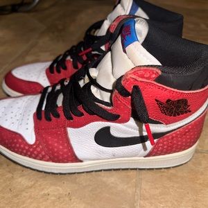 Jordan 1 Chicago Spider-Man